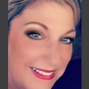 Meet your Posher, Cheryl